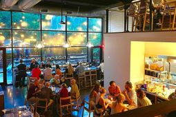 106 Grove Street photo 4