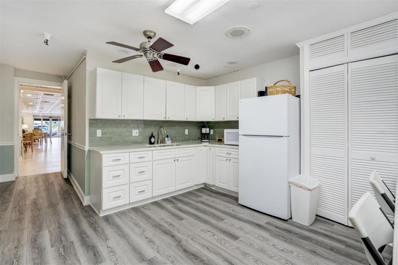 100 Bluff View Drive, Unit 115C, Belleair Bluffs, FL 33770 Photo