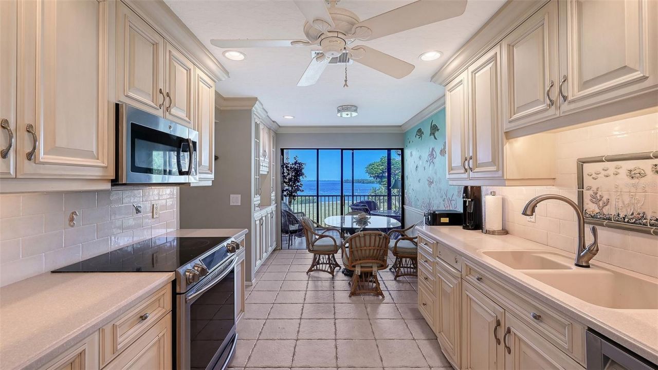3850 Mariners Walk, Unit 714, Cortez, FL 34215 Photo