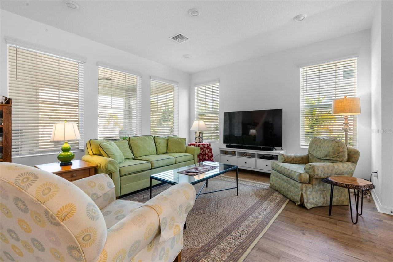 5111 5th Avenue S, Saint Petersburg, FL 33707 Photo