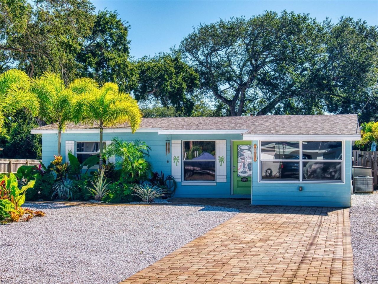 801 E 12th Avenue, New Smyrna Beach, FL 32169 Photo