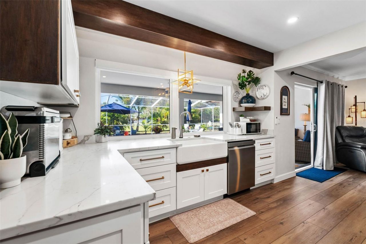 6742 Tequesta Drive, Seminole, FL 33777 Photo