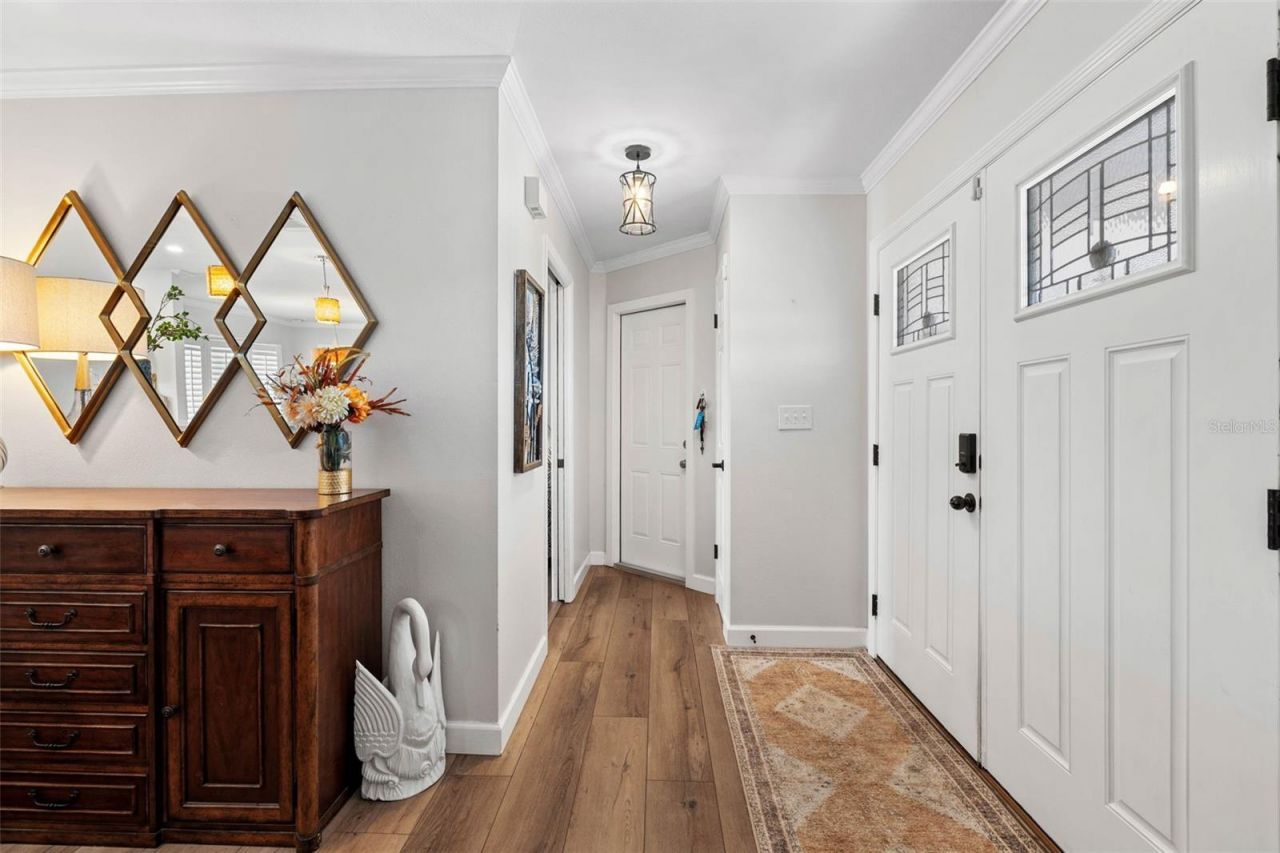 6742 Tequesta Drive, Seminole, FL 33777 Photo