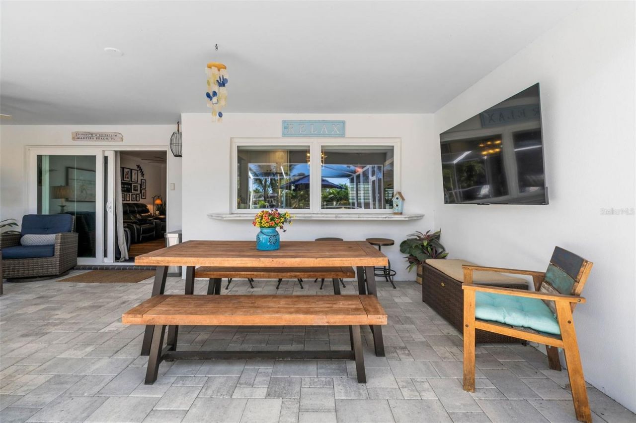 6742 Tequesta Drive, Seminole, FL 33777 Photo