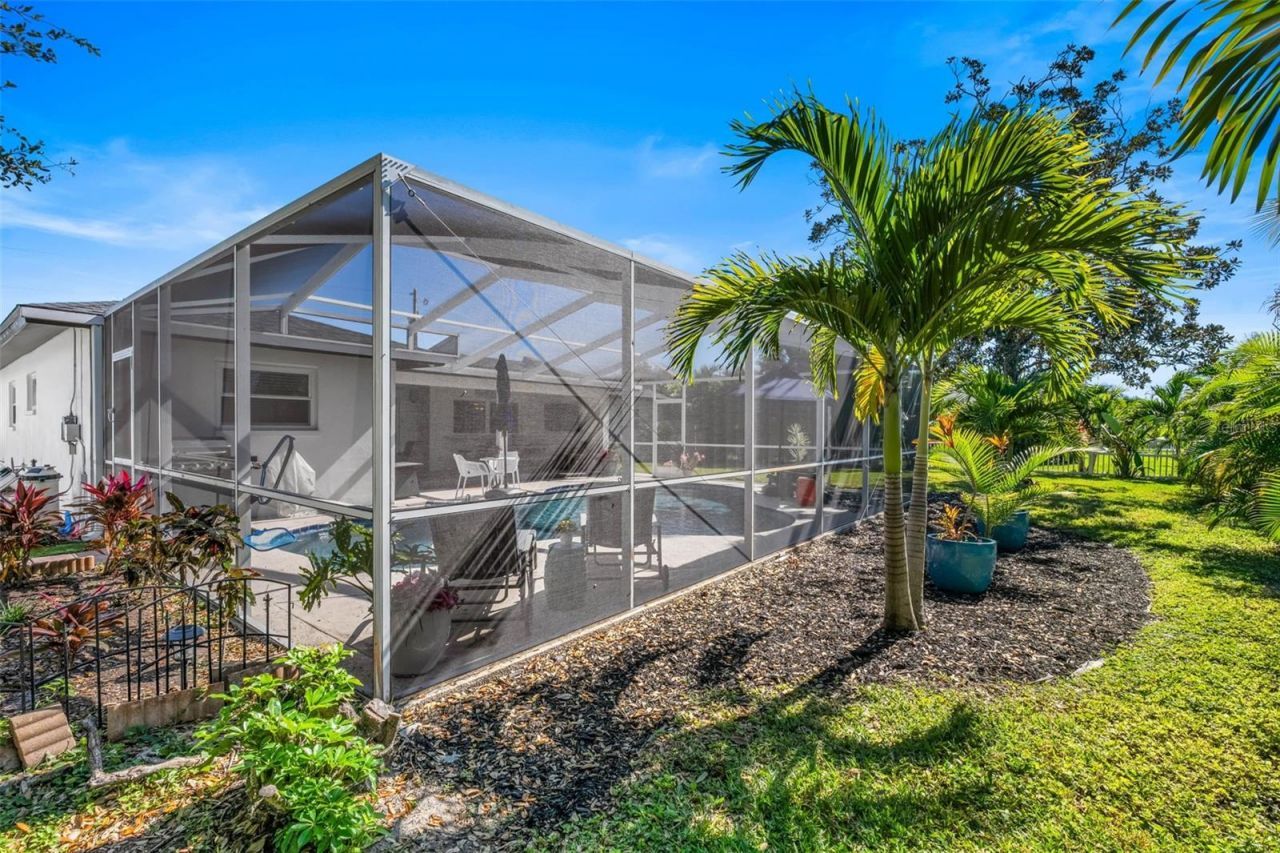 6742 Tequesta Drive, Seminole, FL 33777 Photo