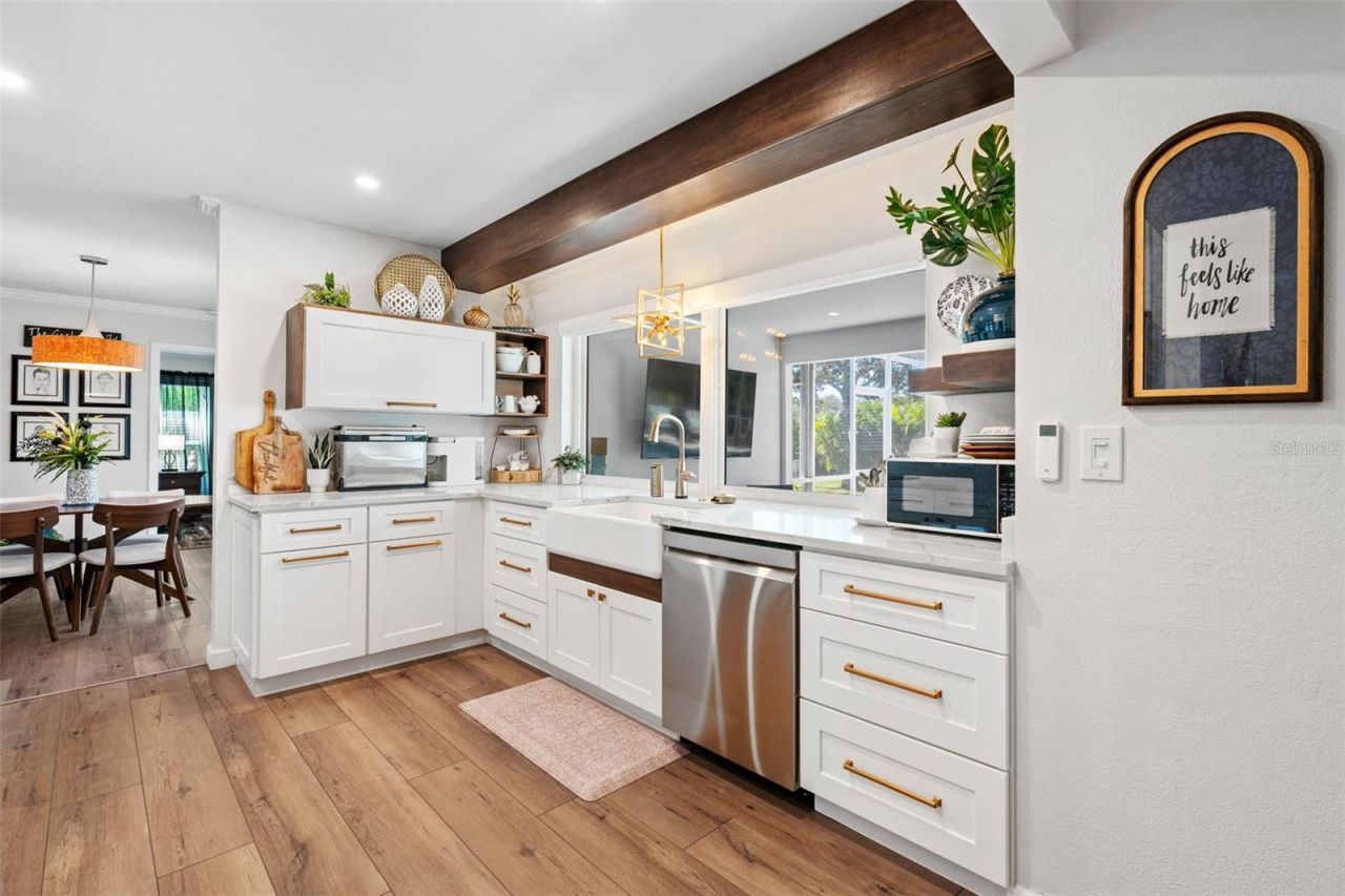 6742 Tequesta Drive, Seminole, FL 33777 Photo