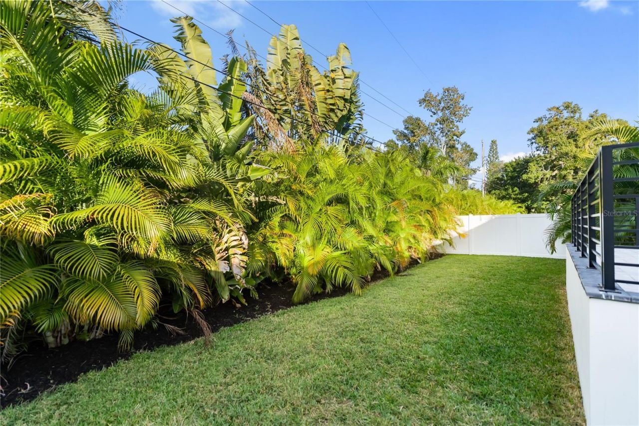 2355 Bahia Vista Street, Sarasota, FL 34239 Photo