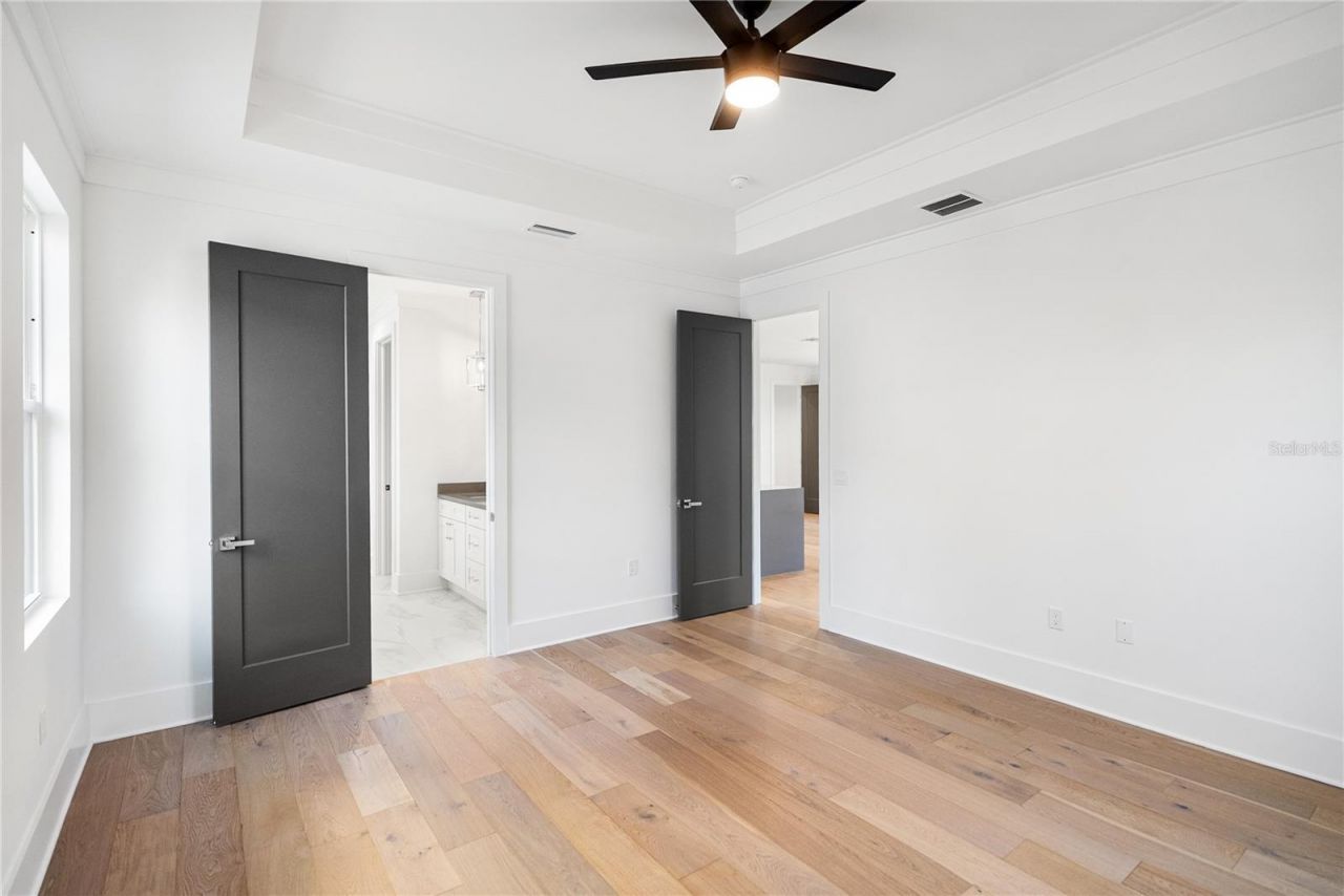 2355 Bahia Vista Street, Sarasota, FL 34239 Photo