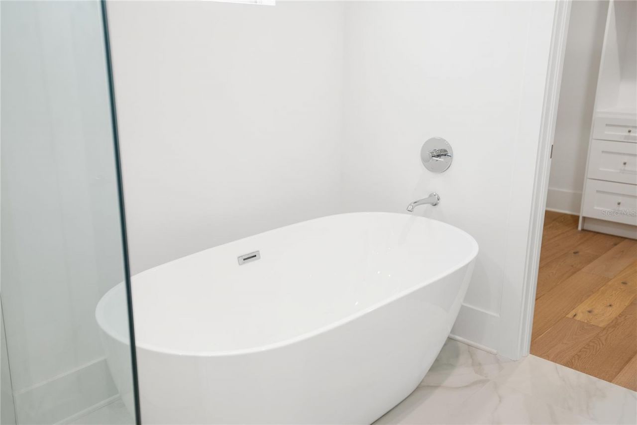 2355 Bahia Vista Street, Sarasota, FL 34239 Photo