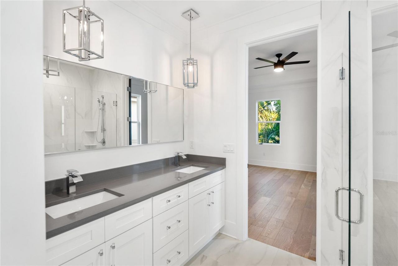 2355 Bahia Vista Street, Sarasota, FL 34239 Photo