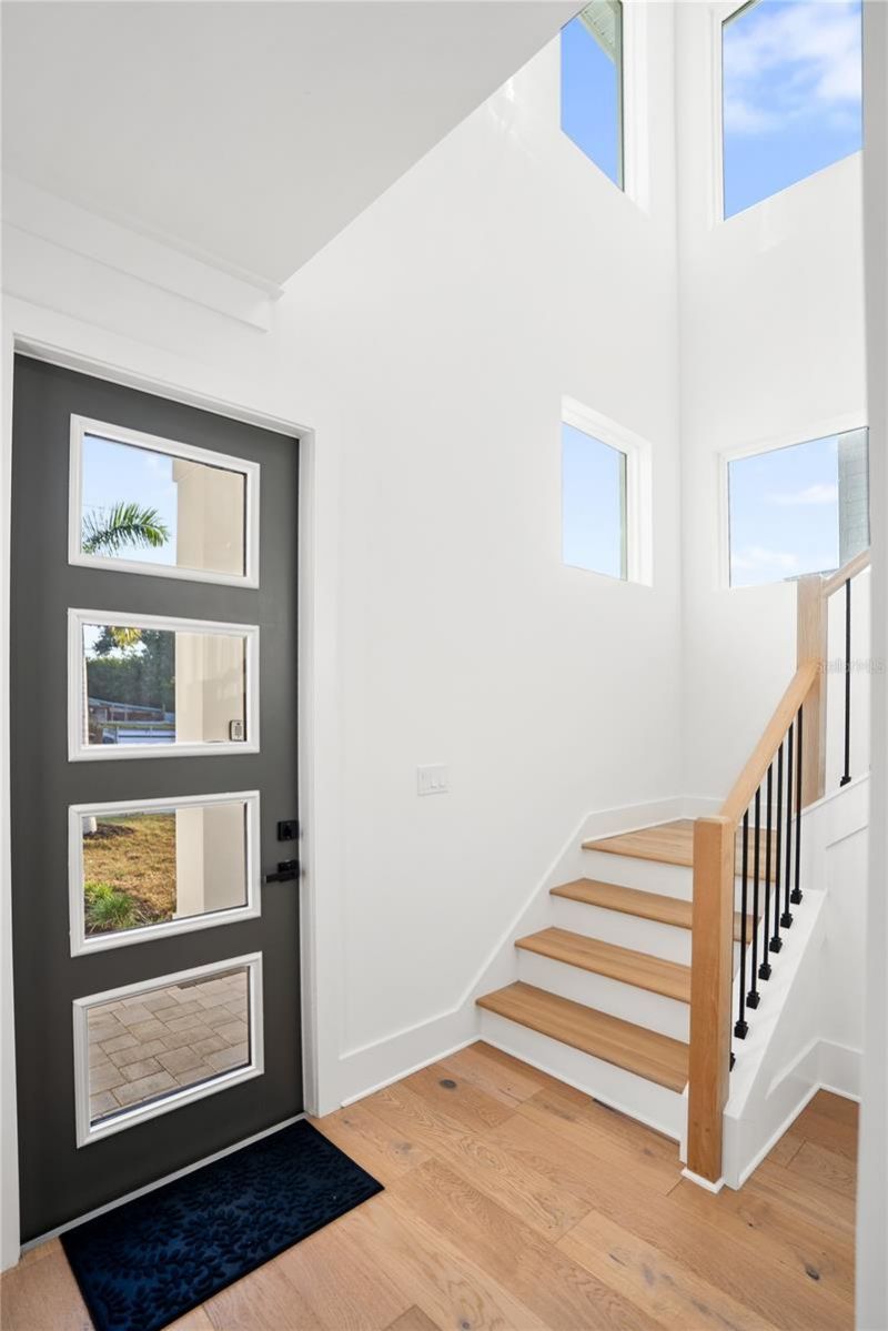 2355 Bahia Vista Street, Sarasota, FL 34239 Photo