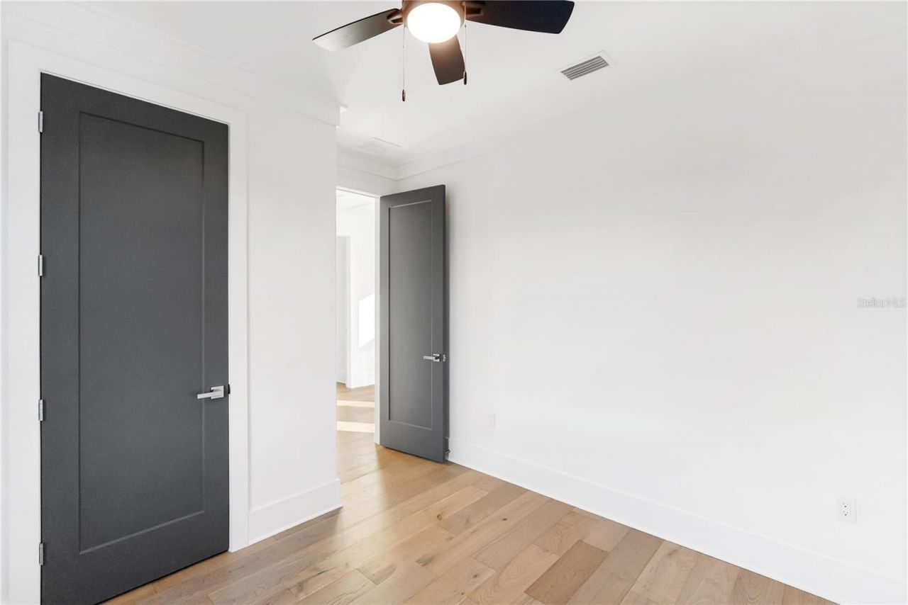 2355 Bahia Vista Street, Sarasota, FL 34239 Photo