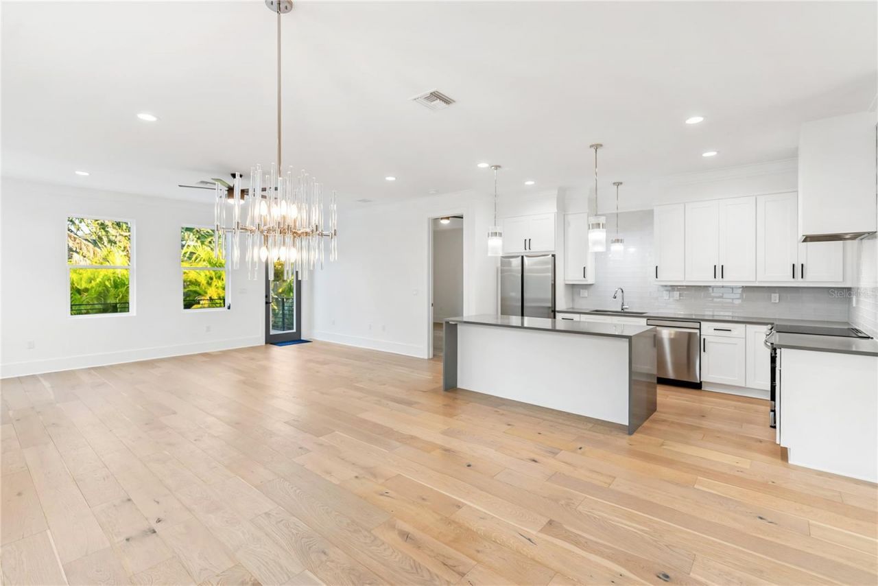 2355 Bahia Vista Street, Sarasota, FL 34239 Photo