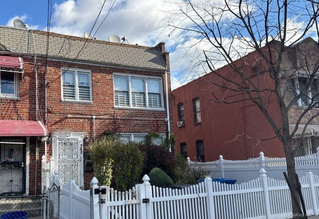 743 Warwick Street, Brooklyn, NY 11207 Main Photo