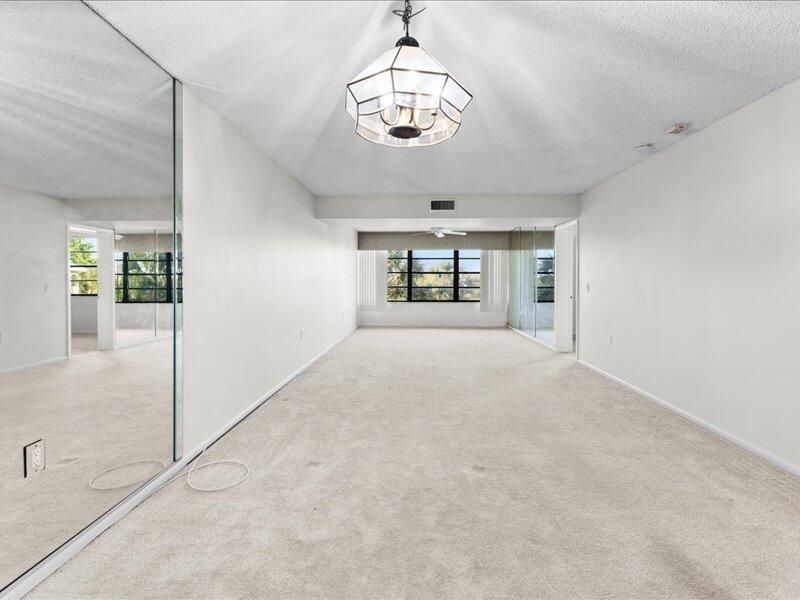 3501 Village Boulevard, Unit 406, West Palm Beach, FL 33409 Photo