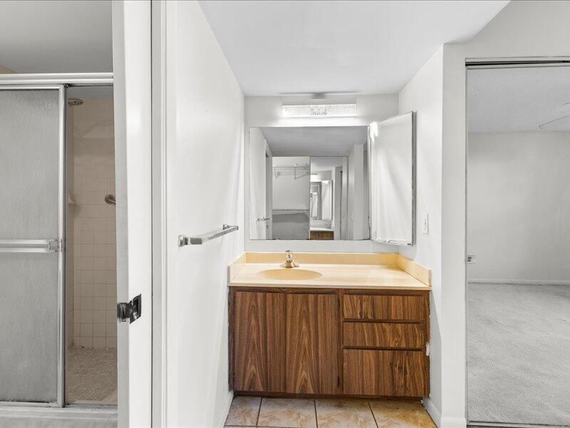 3501 Village Boulevard, Unit 406, West Palm Beach, FL 33409 Photo