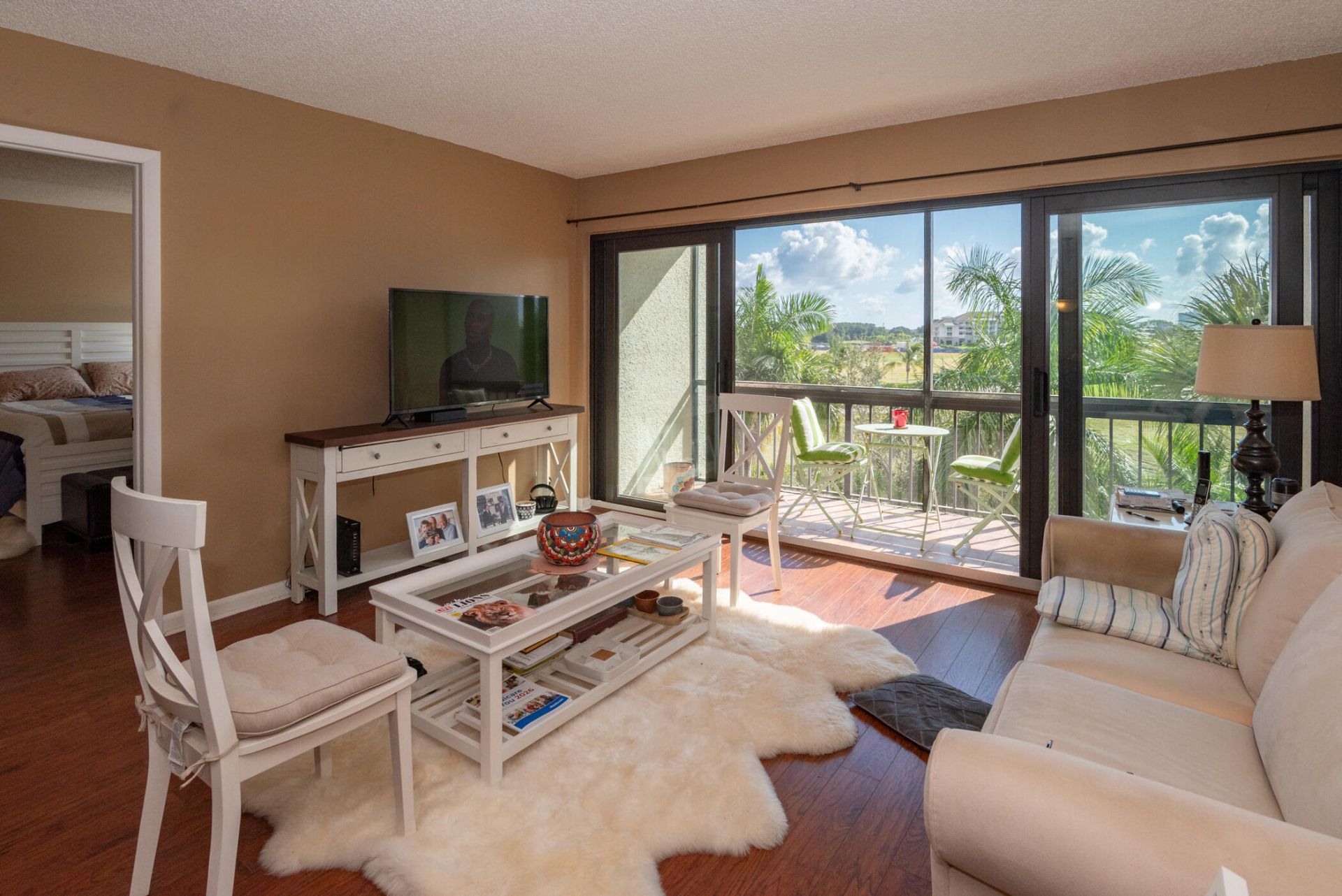 3050 Presidential Way, Unit 403, West Palm Beach, FL 33401 Photo