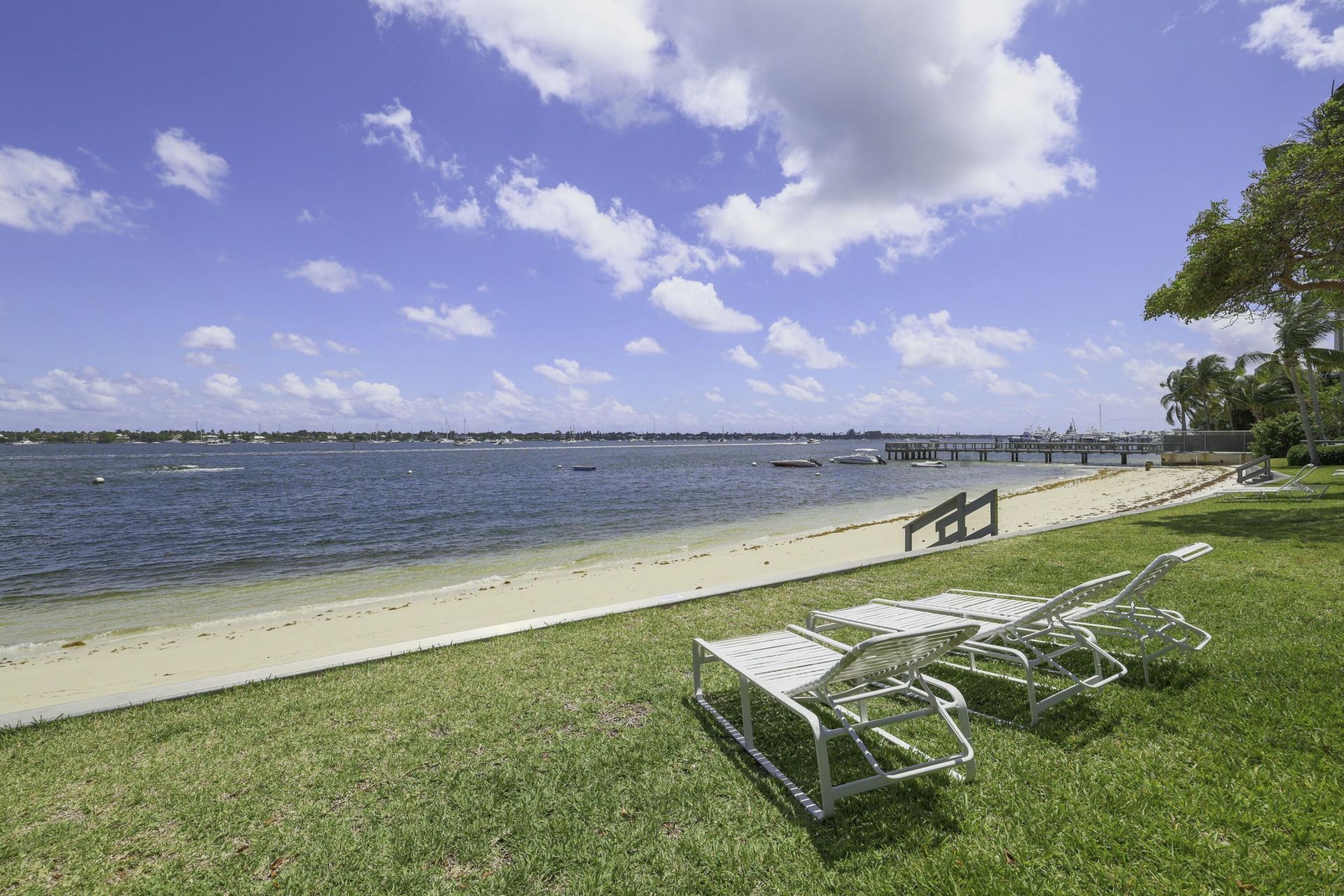 5600 N Flagler Drive, Unit 2802, West Palm Beach, FL 33407 Photo