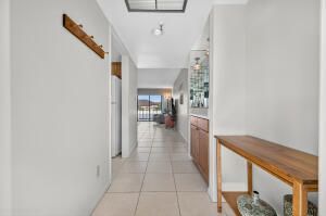 801 S Ocean Drive, Unit 404, Fort Pierce, FL 34949 Photo