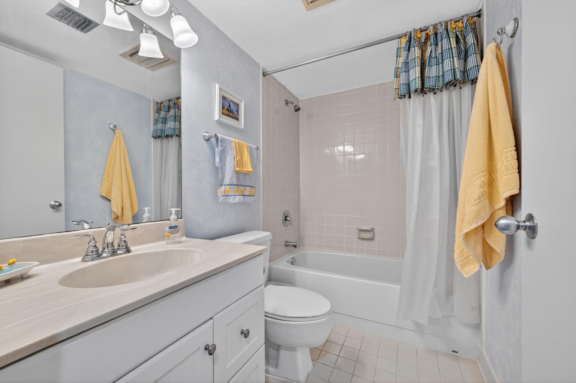 801 S Ocean Drive, Unit 404, Fort Pierce, FL 34949 Photo