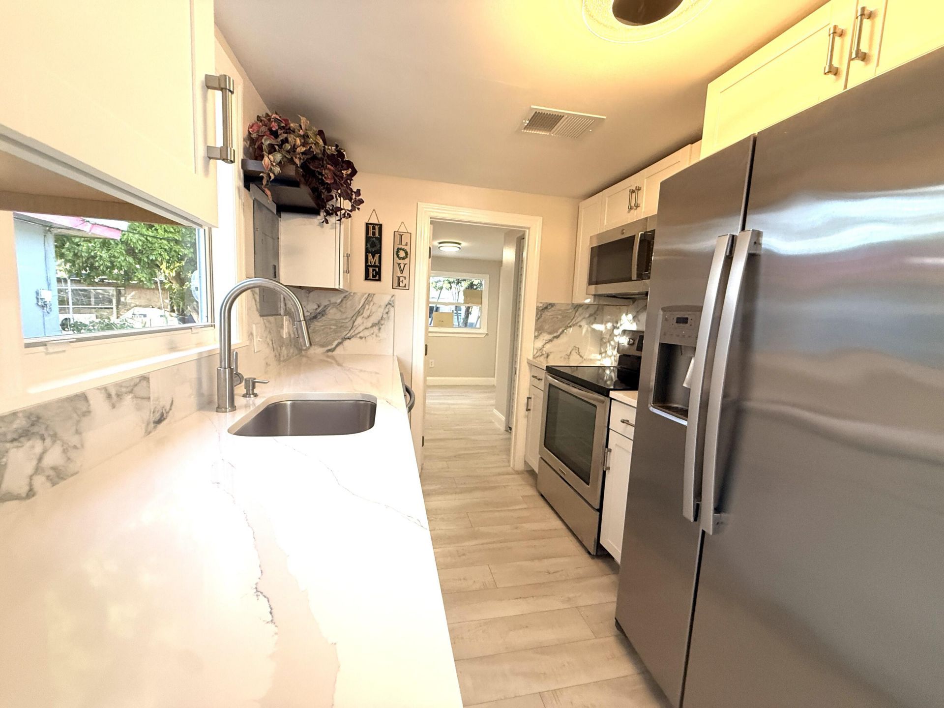 1093 Highview Road, Lantana, FL 33462 Photo