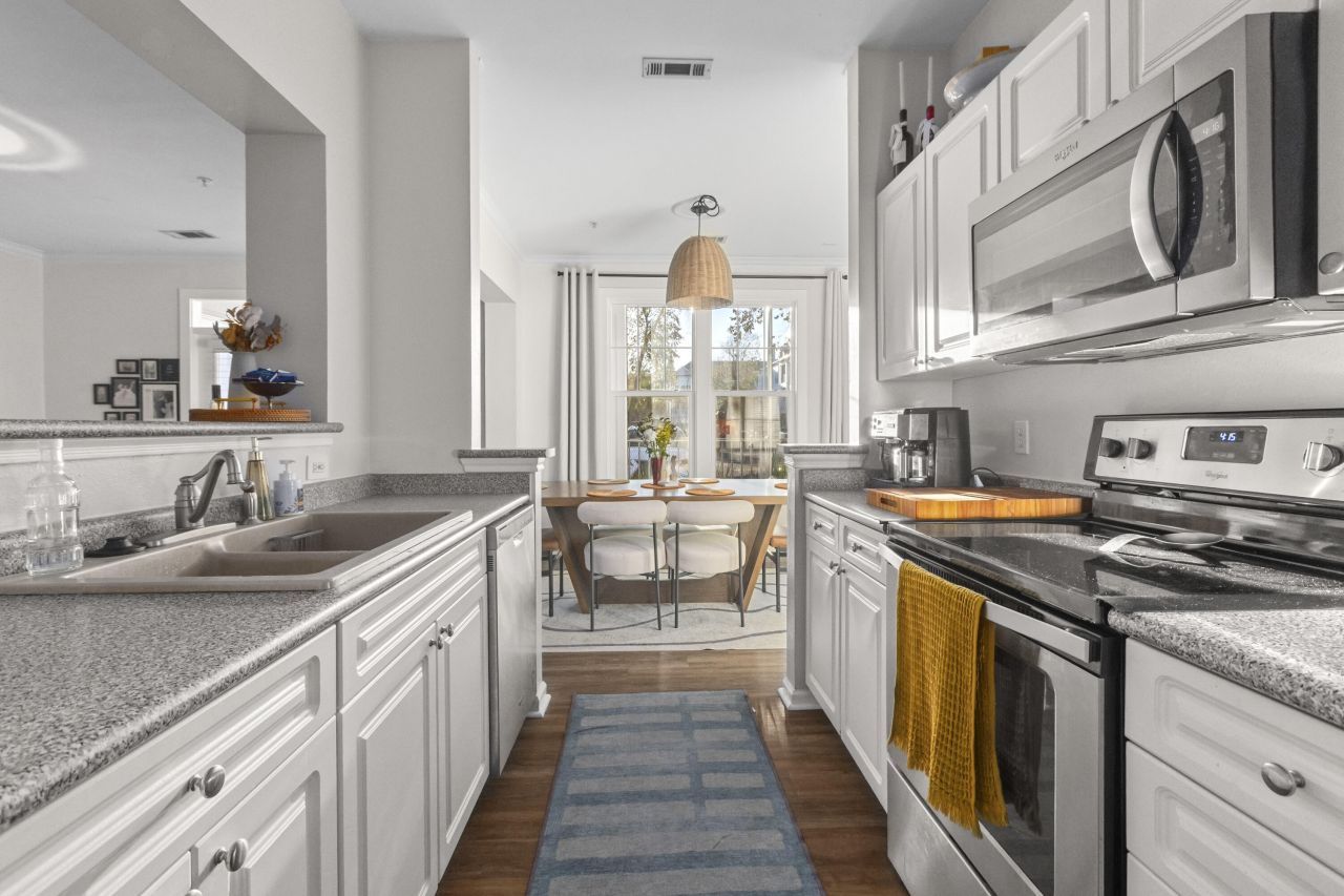 130 River Landing Drive Photo 12