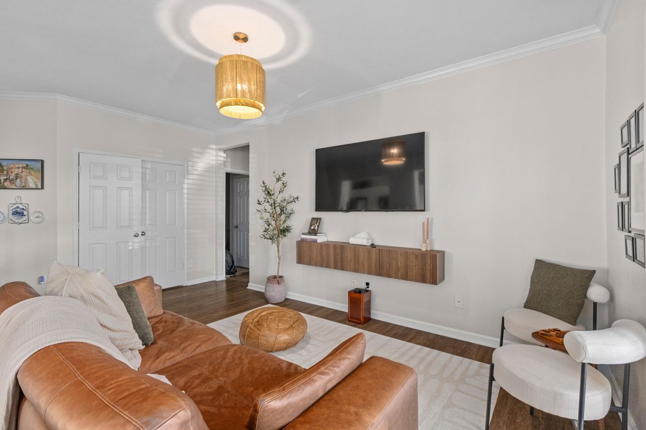 130 River Landing Drive Photo 7