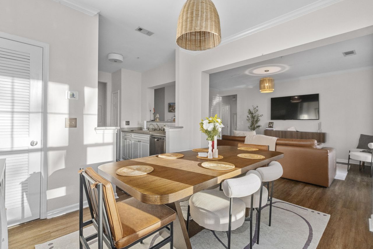 130 River Landing Drive Photo 9