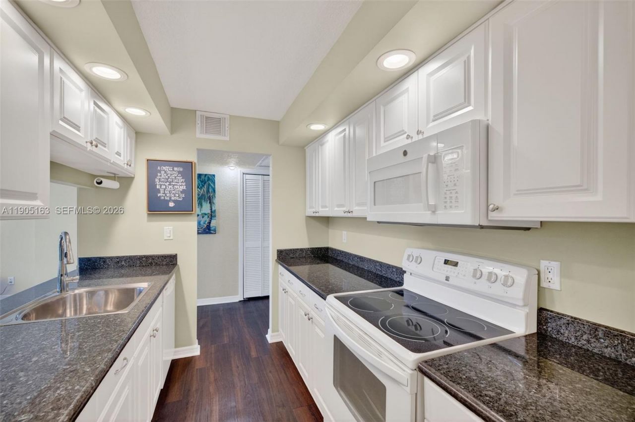 777 S Federal Hwy, Unit RP301, Pompano Beach, FL 33062 Photo