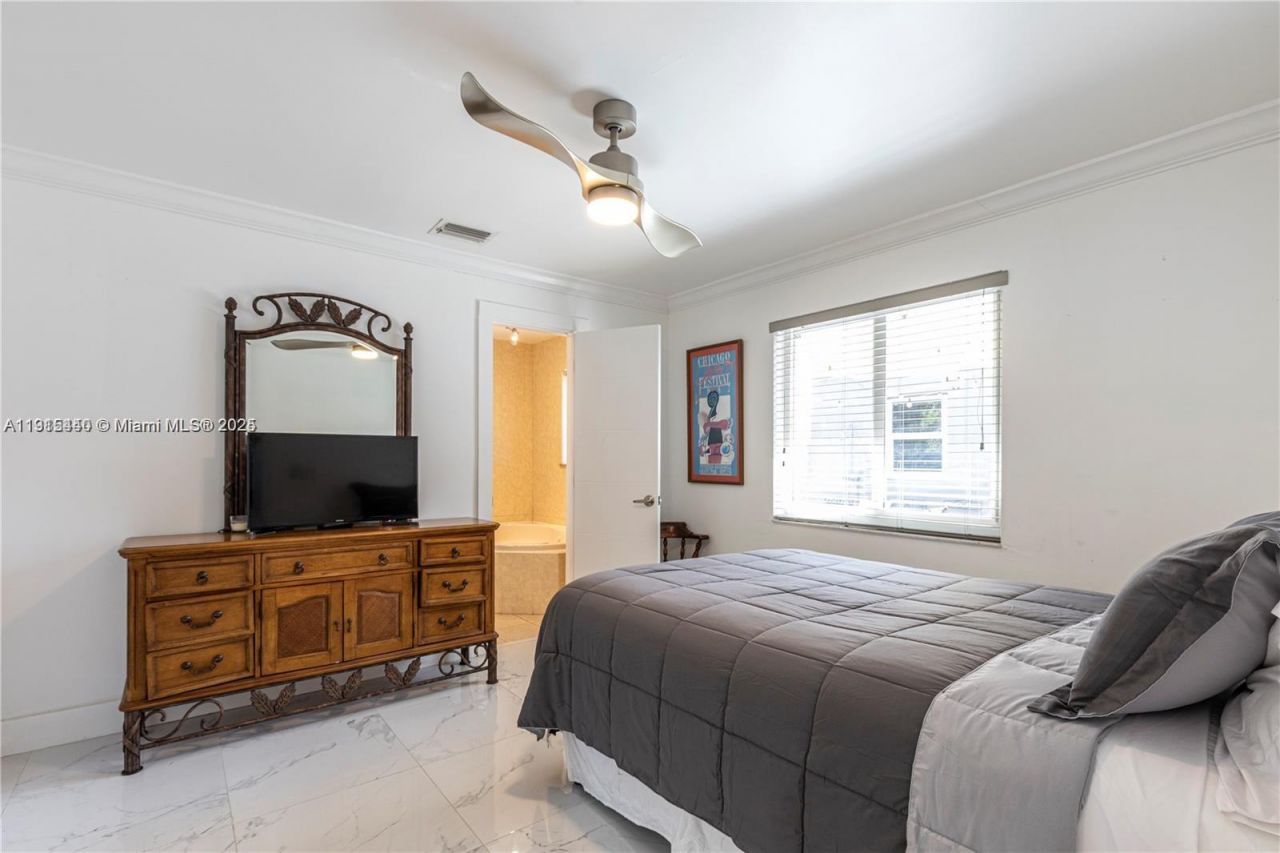 753 NE 81st St, Miami, FL 33138 Photo