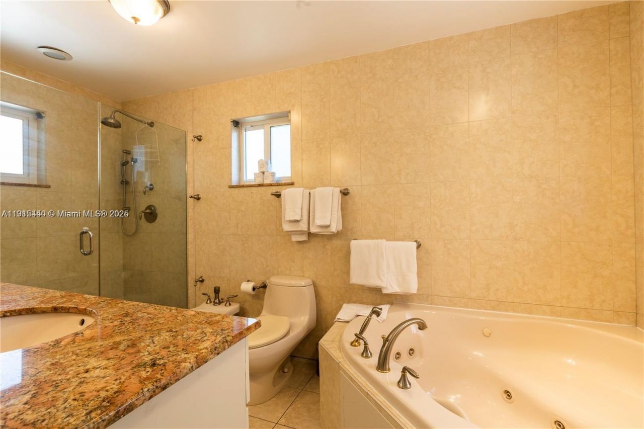 753 NE 81st St, Miami, FL 33138 Photo