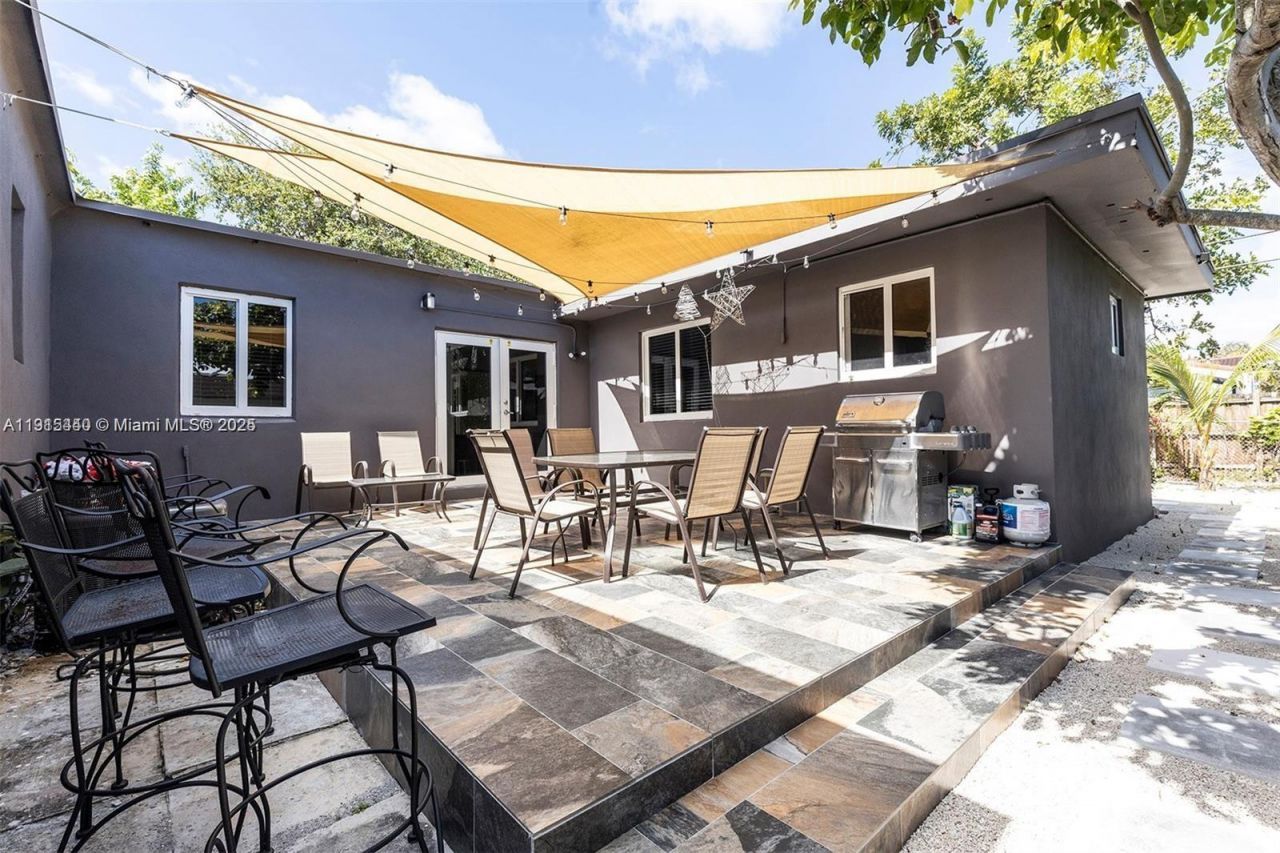 753 NE 81st St, Miami, FL 33138 Photo