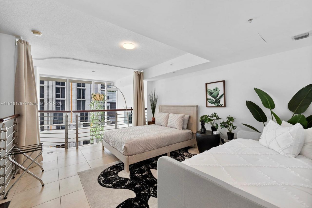 41 SE 5th St, Unit 510, Miami, FL 33131 Photo