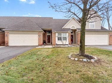 5457 Greenway Drive, Trenton, MI 48183