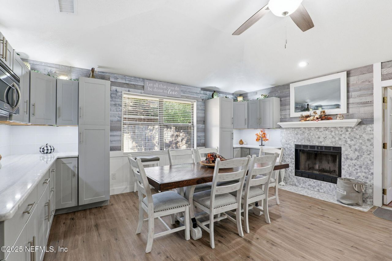 8499 Bandera Circle W, Jacksonville, FL 32244 Photo