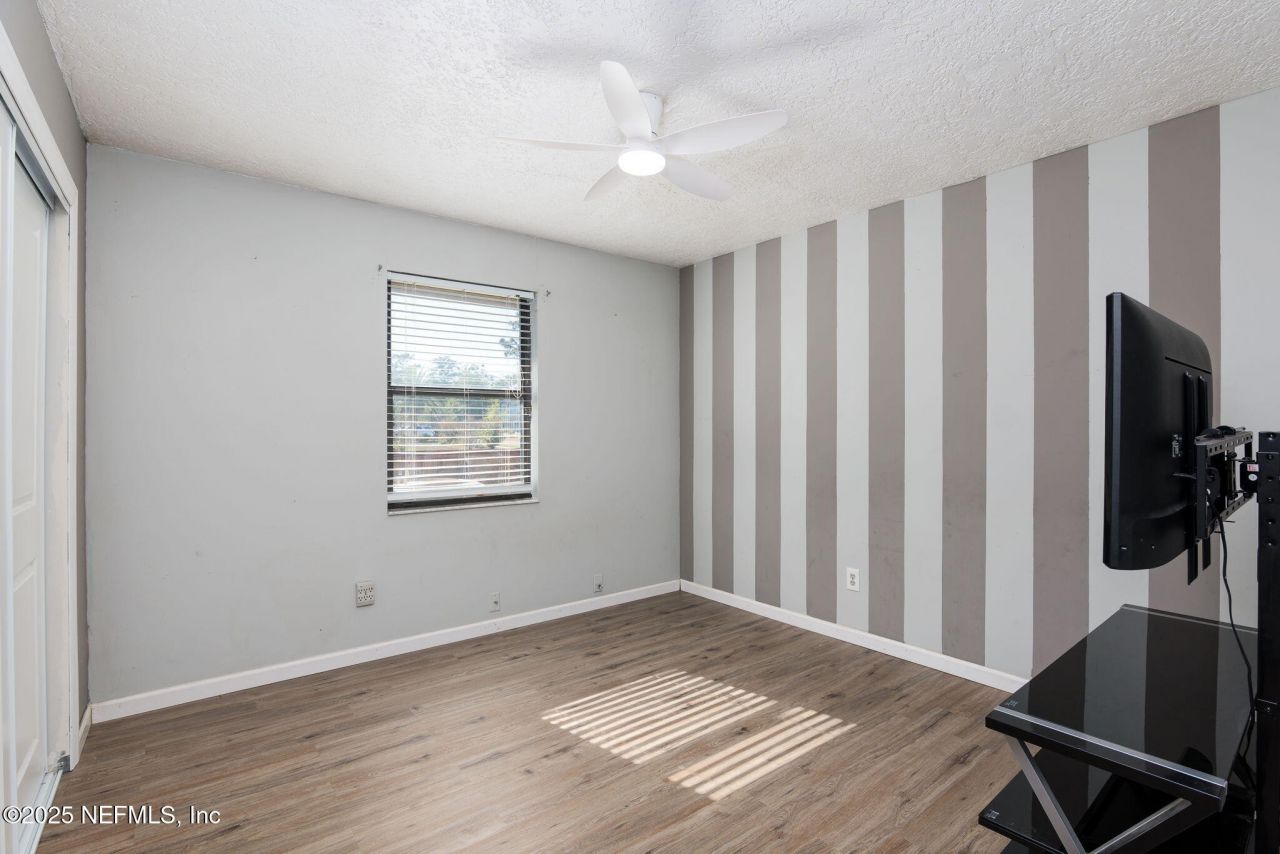 8499 Bandera Circle W, Jacksonville, FL 32244 Photo