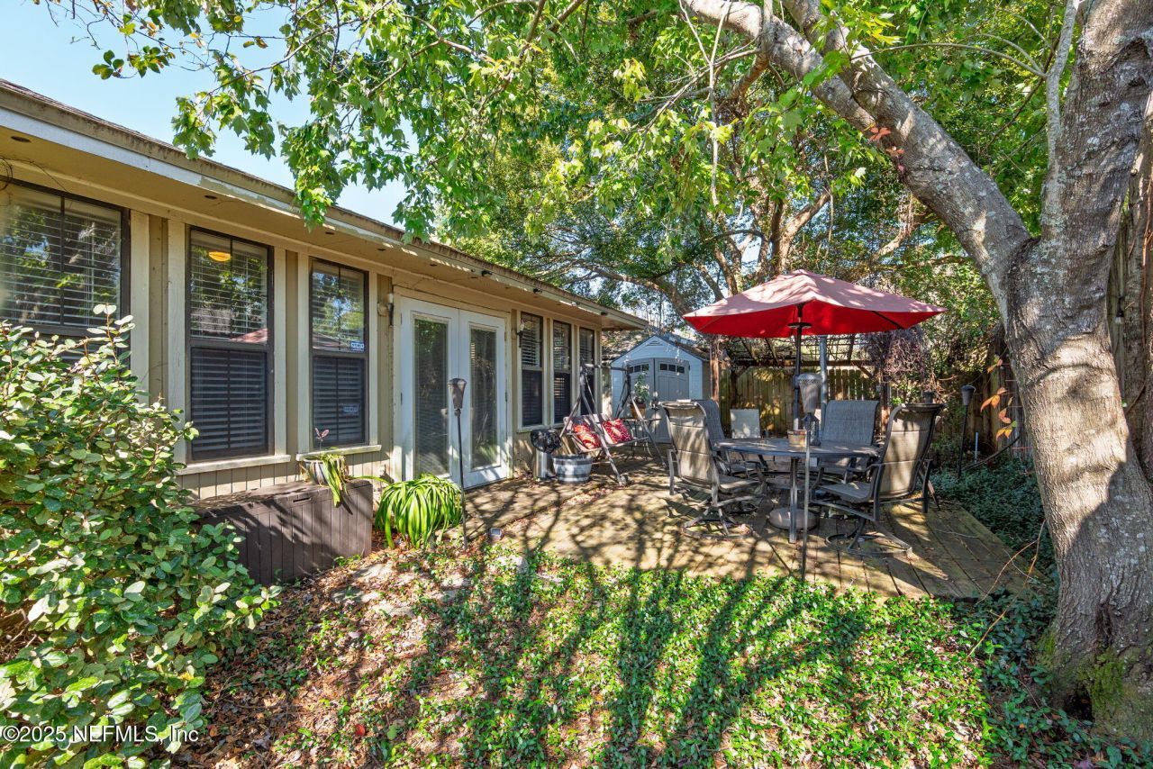 8499 Bandera Circle W, Jacksonville, FL 32244 Photo