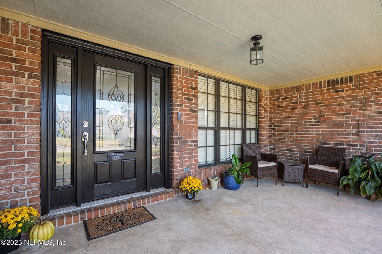 8499 Bandera Circle W, Jacksonville, FL 32244 Photo