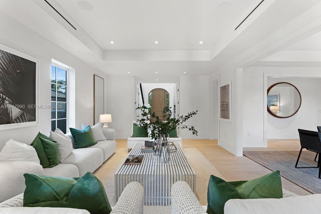 2219 Ibis Isle Road E, Palm Beach, FL 33480 Photo