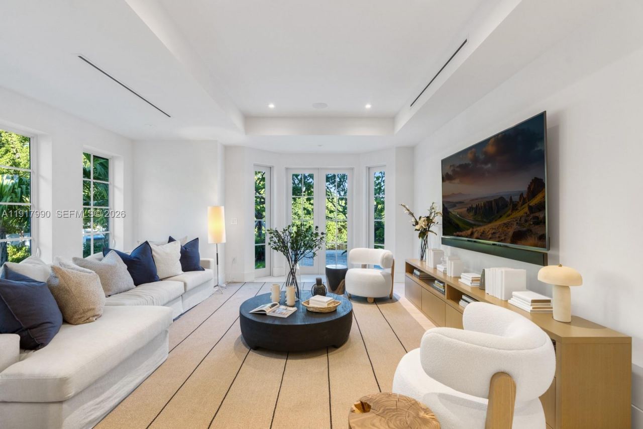 2219 Ibis Isle Road E, Palm Beach, FL 33480 Photo