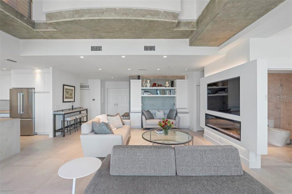 800 N Tamiami Trail, Unit 1603, Sarasota, FL 34236 Photo