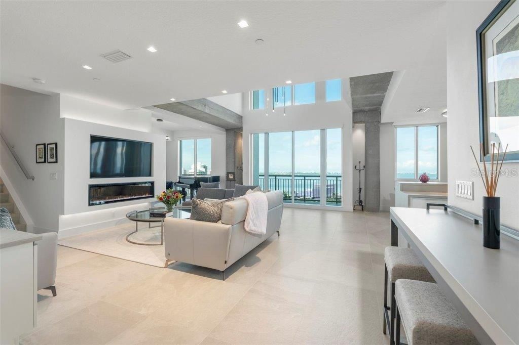 800 N Tamiami Trail, Unit 1603, Sarasota, FL 34236 Photo