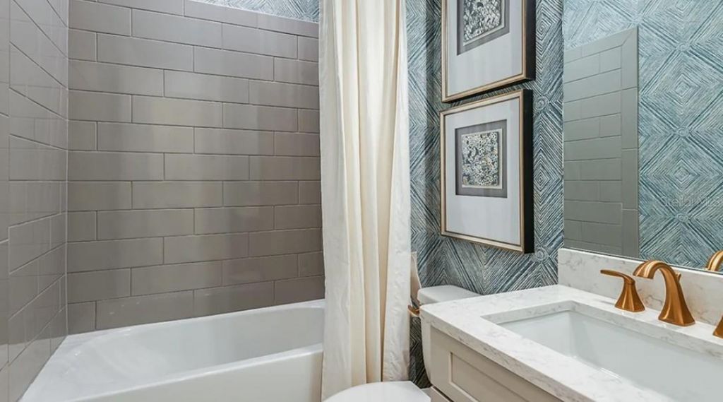 16427 Isola Place, Bradenton, FL 34211 Photo