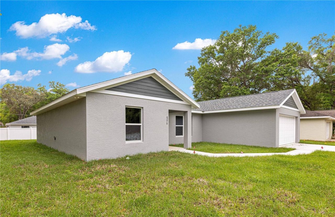 8276 SE 158th Street, Summerfield, FL 34491