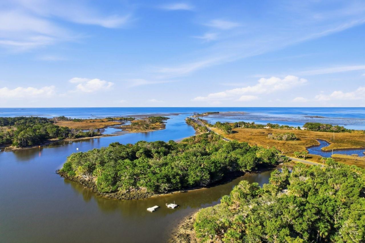 5 Palm Drive, Yankeetown, FL 34498 Photo