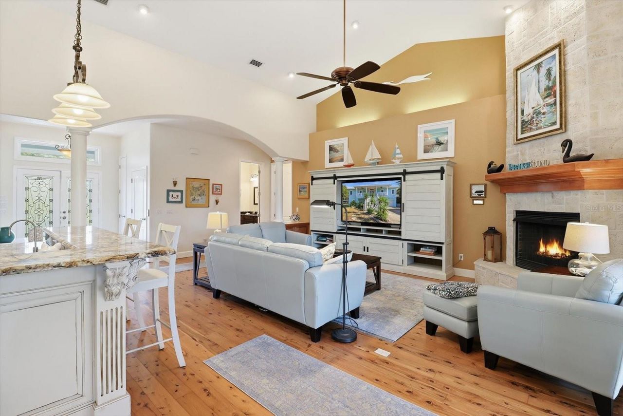 5 Palm Drive, Yankeetown, FL 34498 Photo