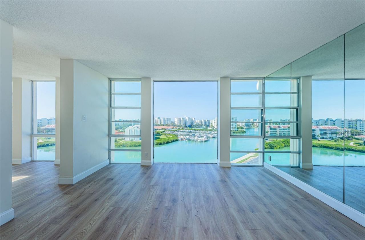 7400 Sun Island Drive S, Unit 806, South Pasadena, FL 33707 Photo