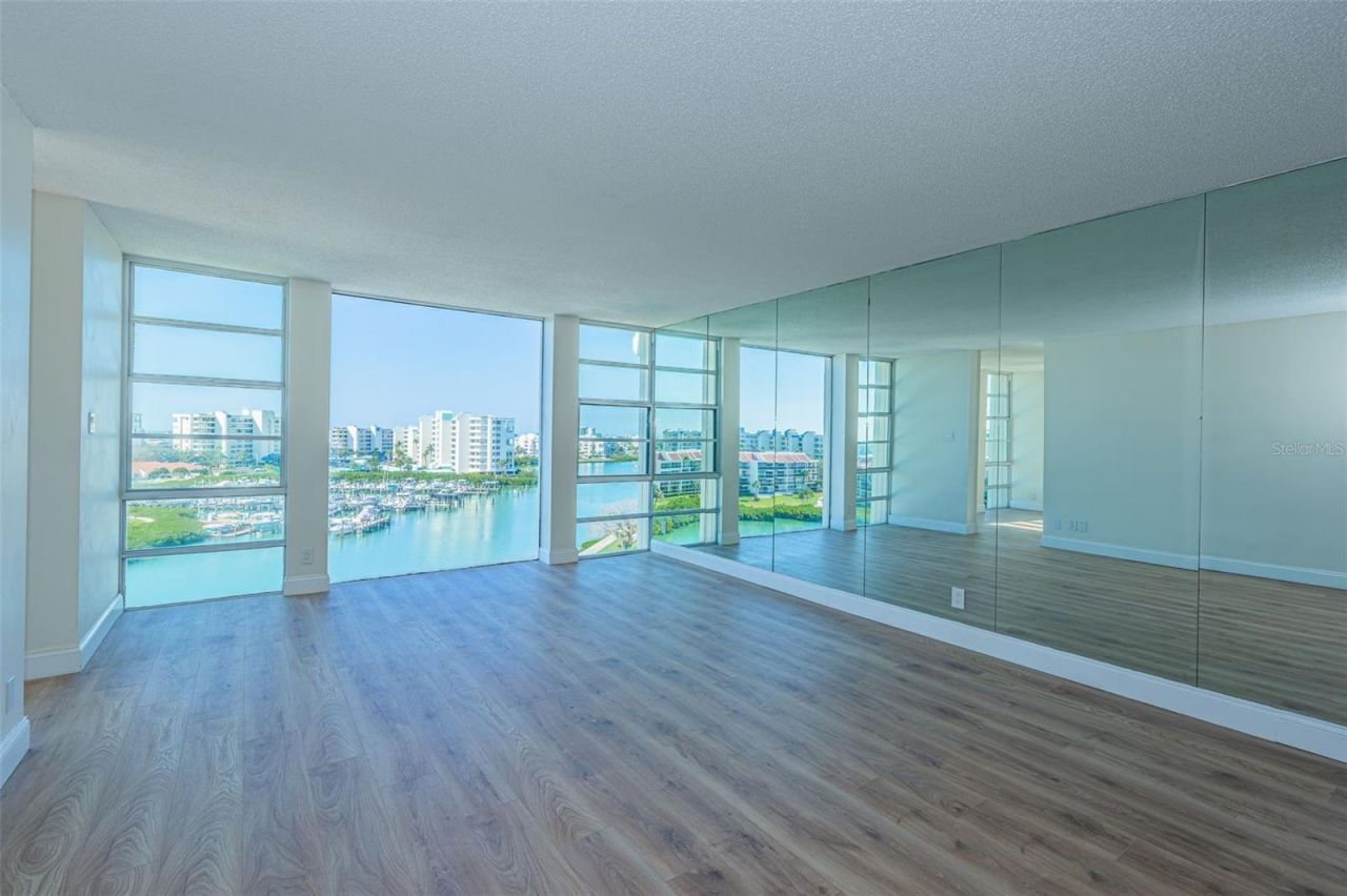 7400 Sun Island Drive S, Unit 806, South Pasadena, FL 33707 Photo