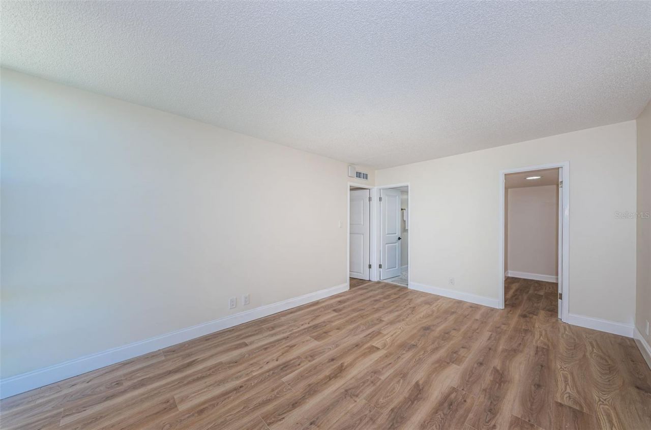 7400 Sun Island Drive S, Unit 806, South Pasadena, FL 33707 Photo