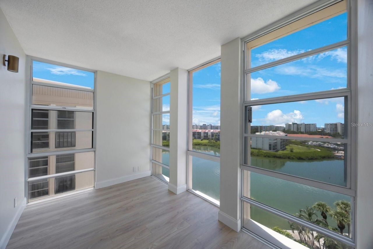 7400 Sun Island Drive S, Unit 806, South Pasadena, FL 33707 Photo